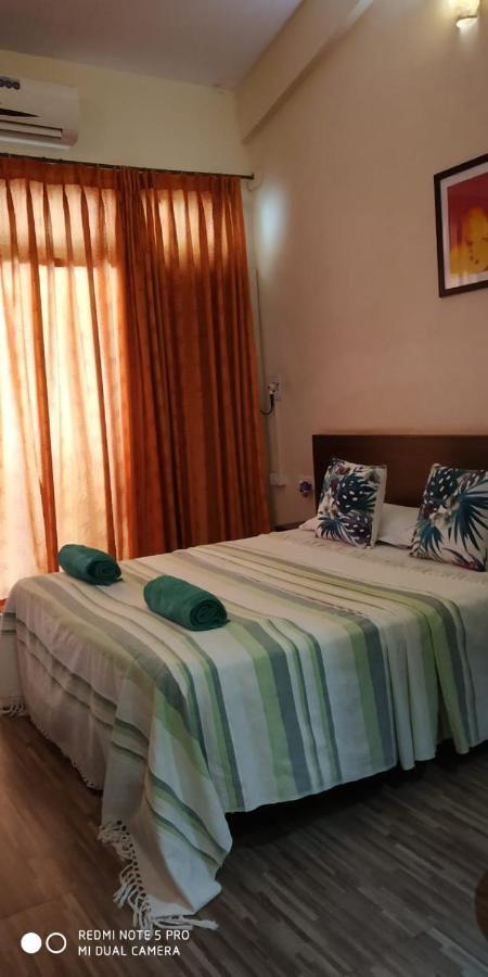 Hotel Bonanza Бага Экстерьер фото